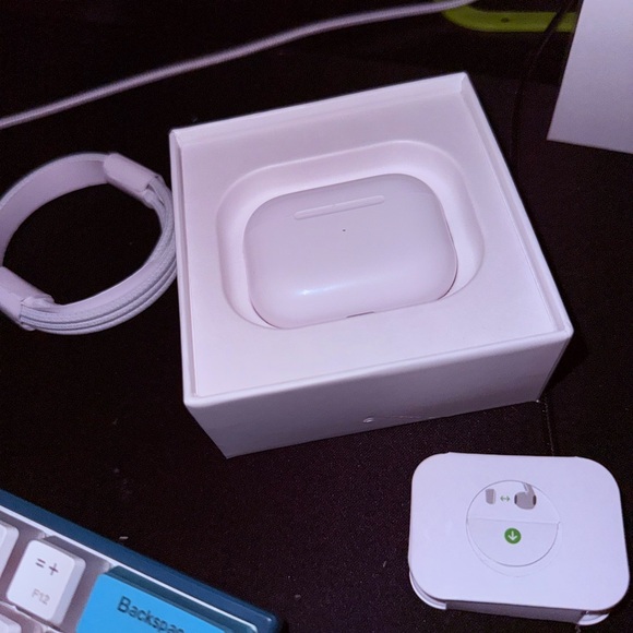 Apple AirPods Pro with Charging Case - White